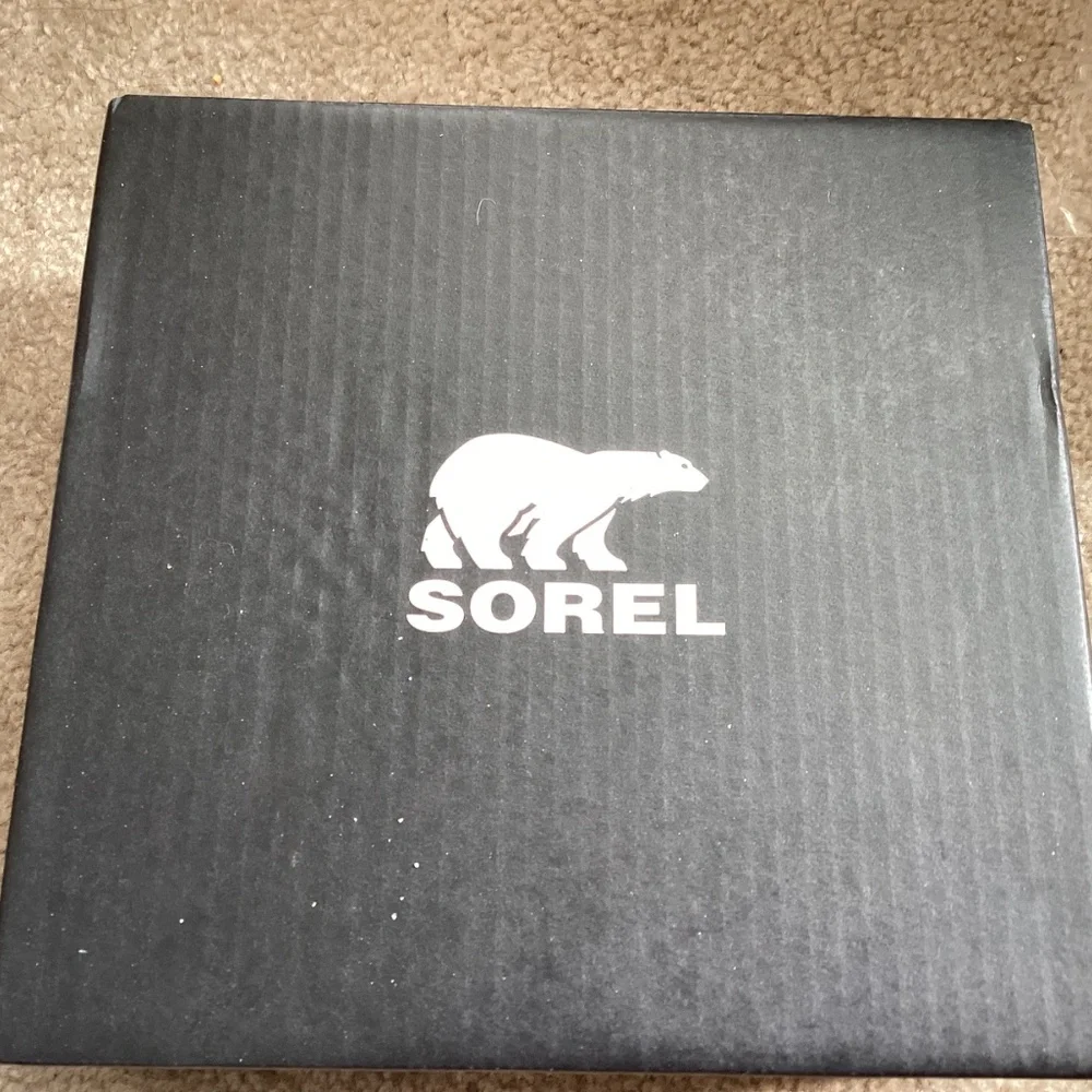 Sorel Boots NIB size 8